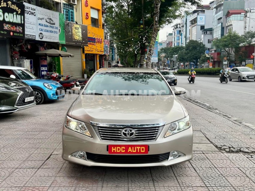 Toyota Camry 2.5Q