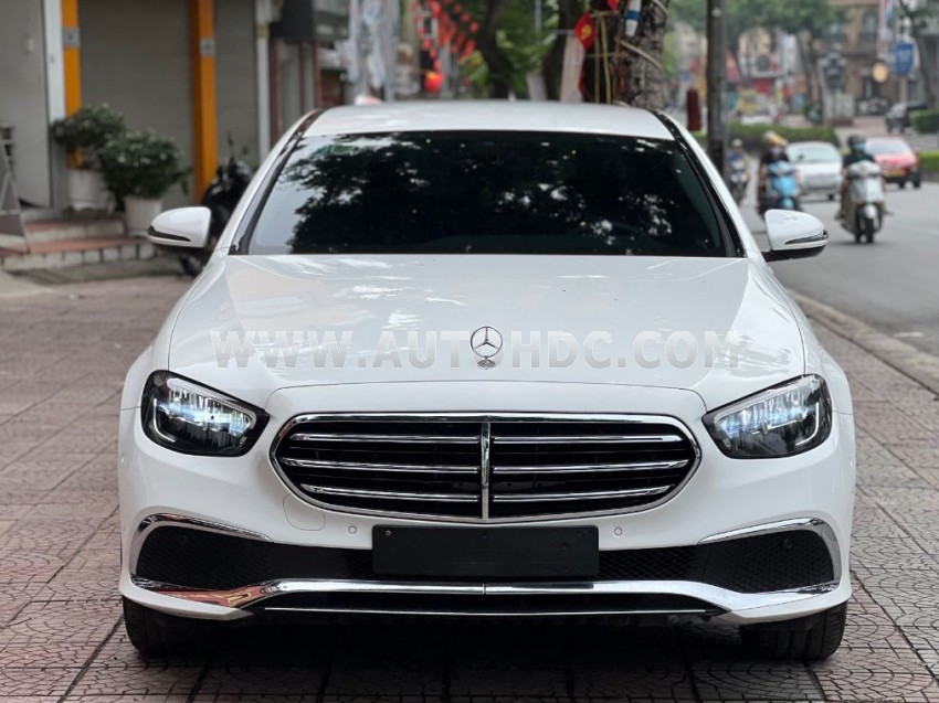 Mercedes Benz E class E200 Exclusive