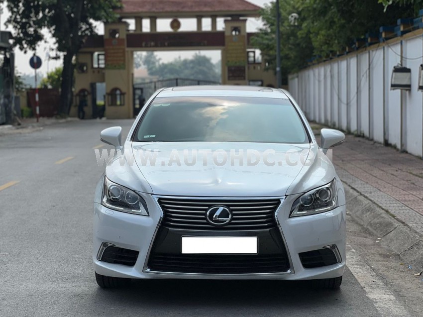 Lexus LS 460L