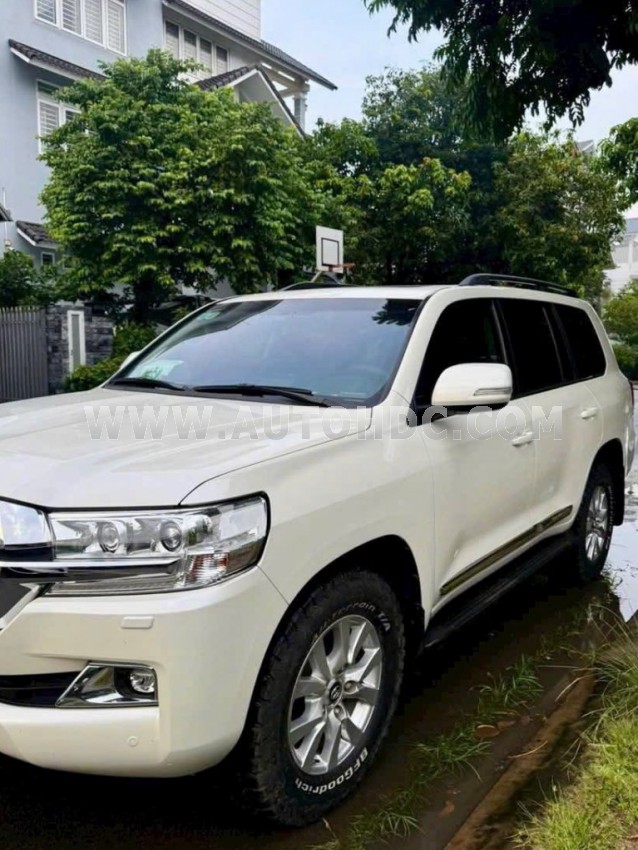 Toyota Land Cruiser 4.6 V8
