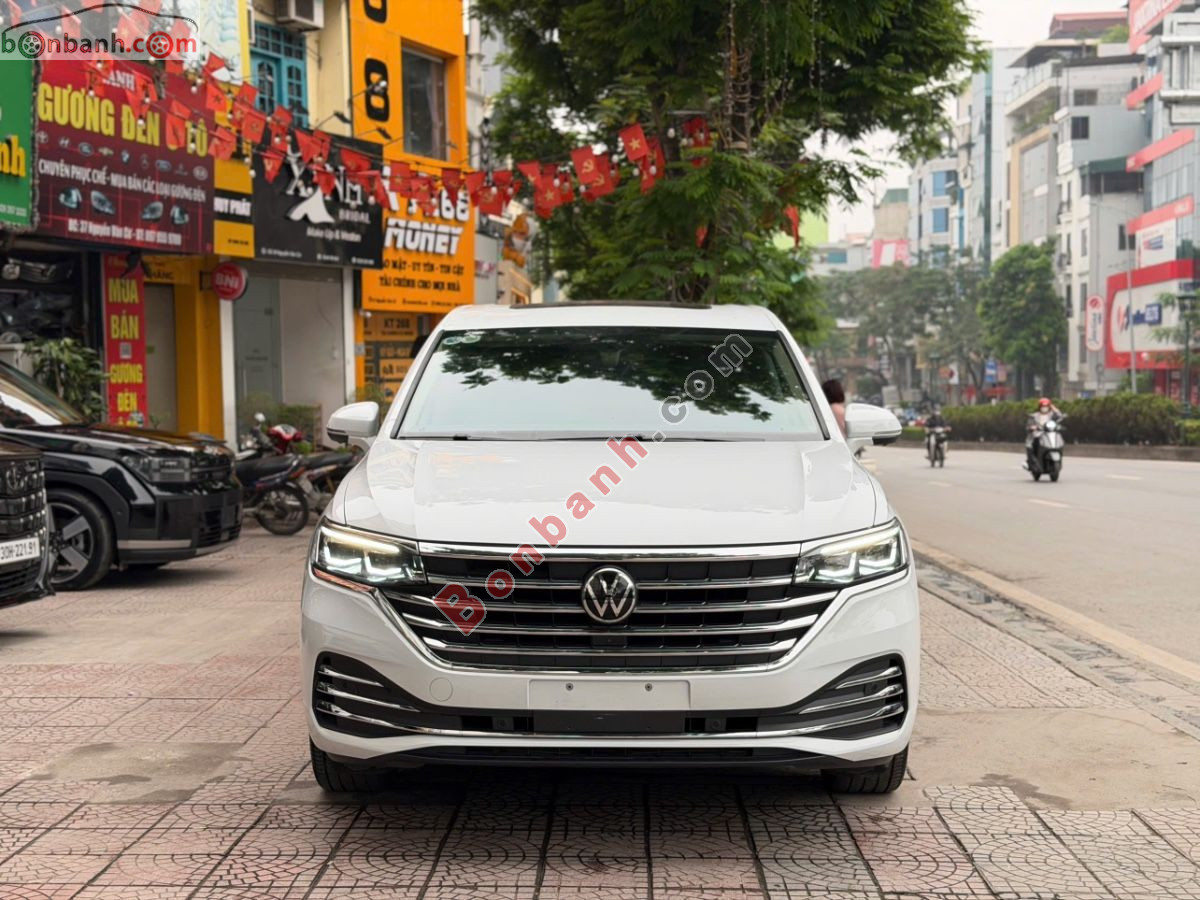 Volkswagen Viloran Luxury