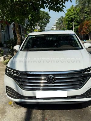 Volkswagen Viloran Luxury